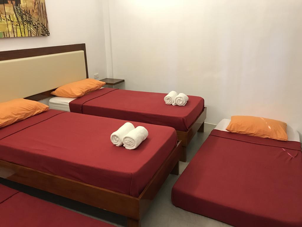 Koko'S Place Diniwid Balabag  Eksteriør bilde