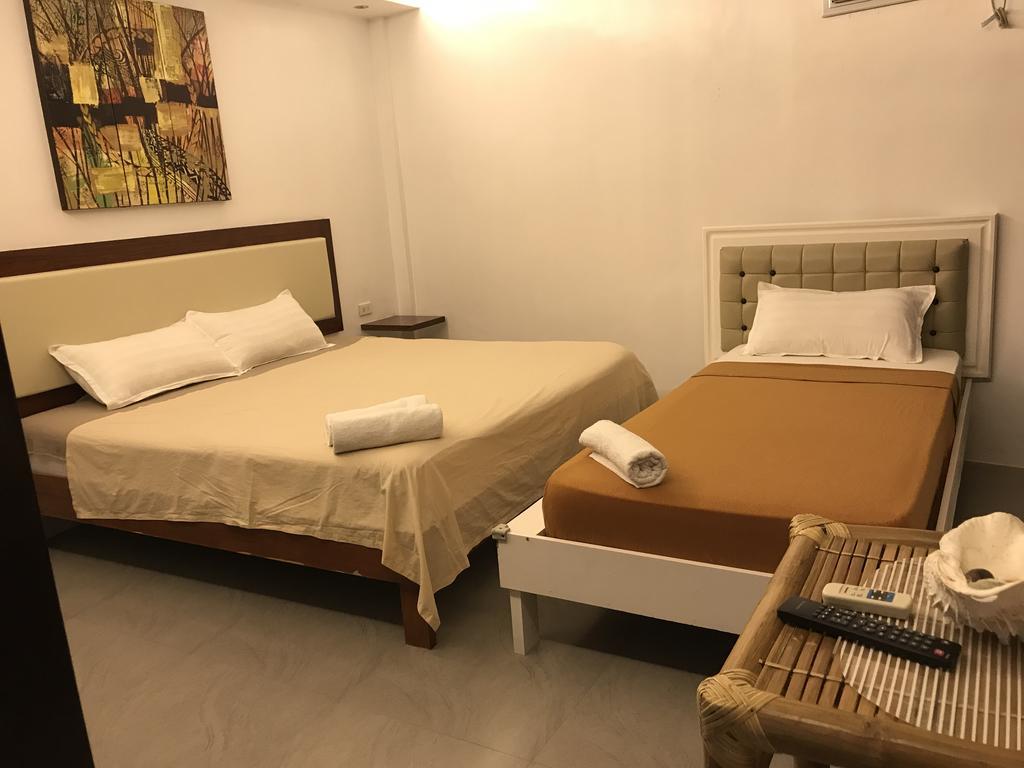Koko'S Place Diniwid Balabag  Eksteriør bilde